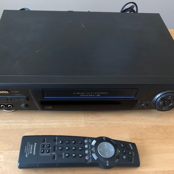 Panasonic PV-8661 Blue Line VCR VHS Player Hi-Fi Omnivision Cables  Remote Works - Picture 1 of 10